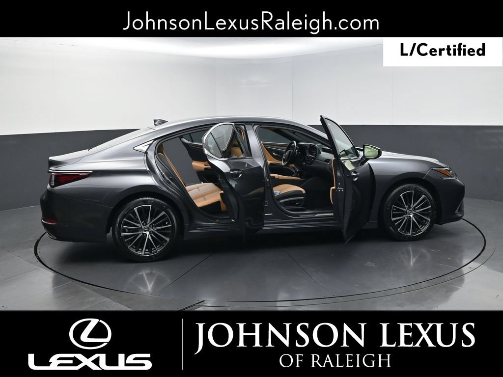 Certified 2024 Lexus ES 350 w/ Premium Package FWD image 32