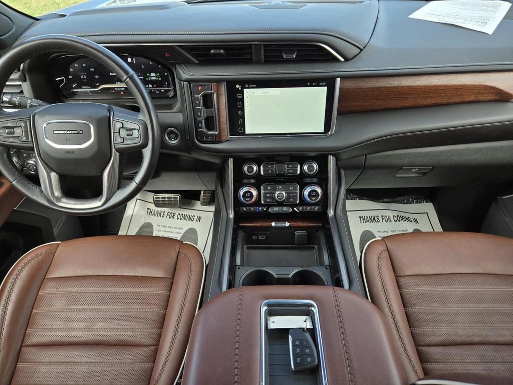 Used 2023 GMC Yukon XL Denali Ultimate AWD/4WD image 26