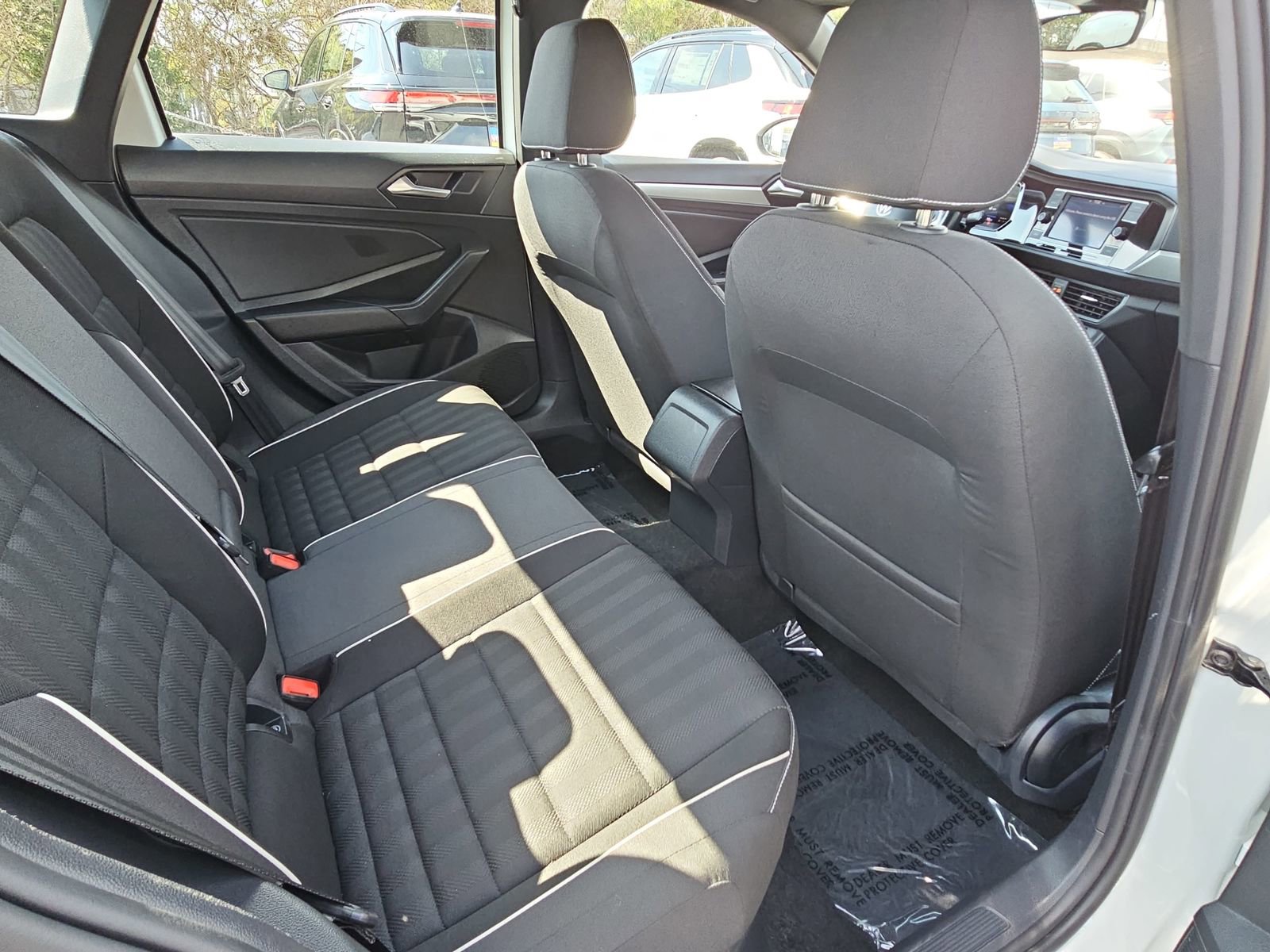 Used 2023 Volkswagen Jetta Sport image 11