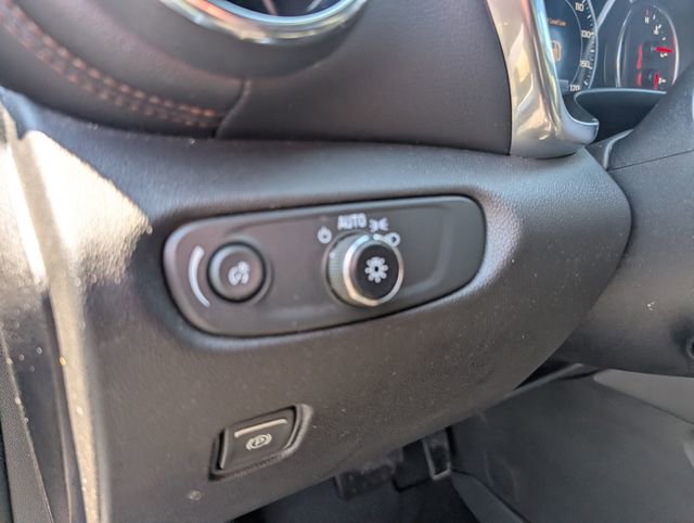 Used 2022 Chevrolet Blazer Premier w/ Enhanced Convenience Package image 16