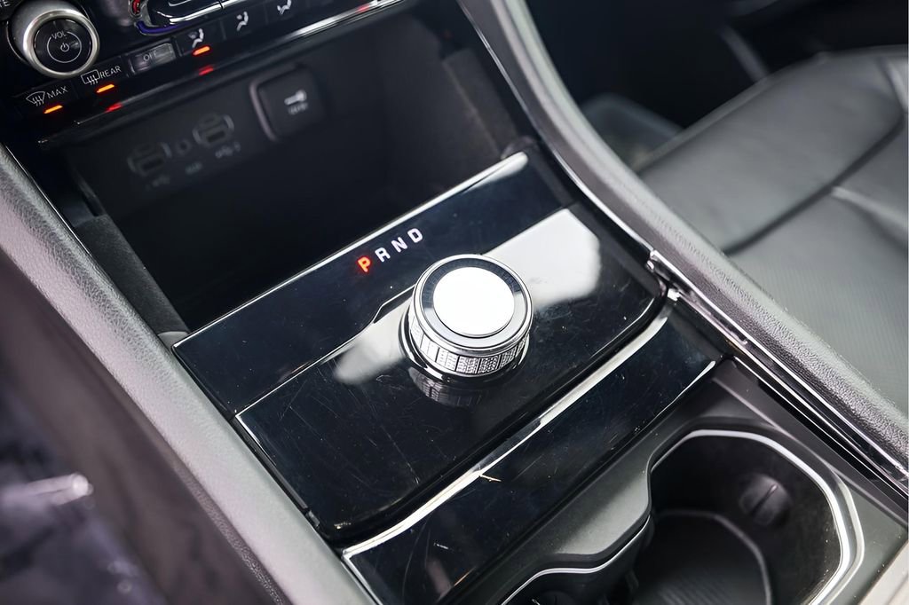 Used 2022 Jeep Grand Cherokee Overland image 23