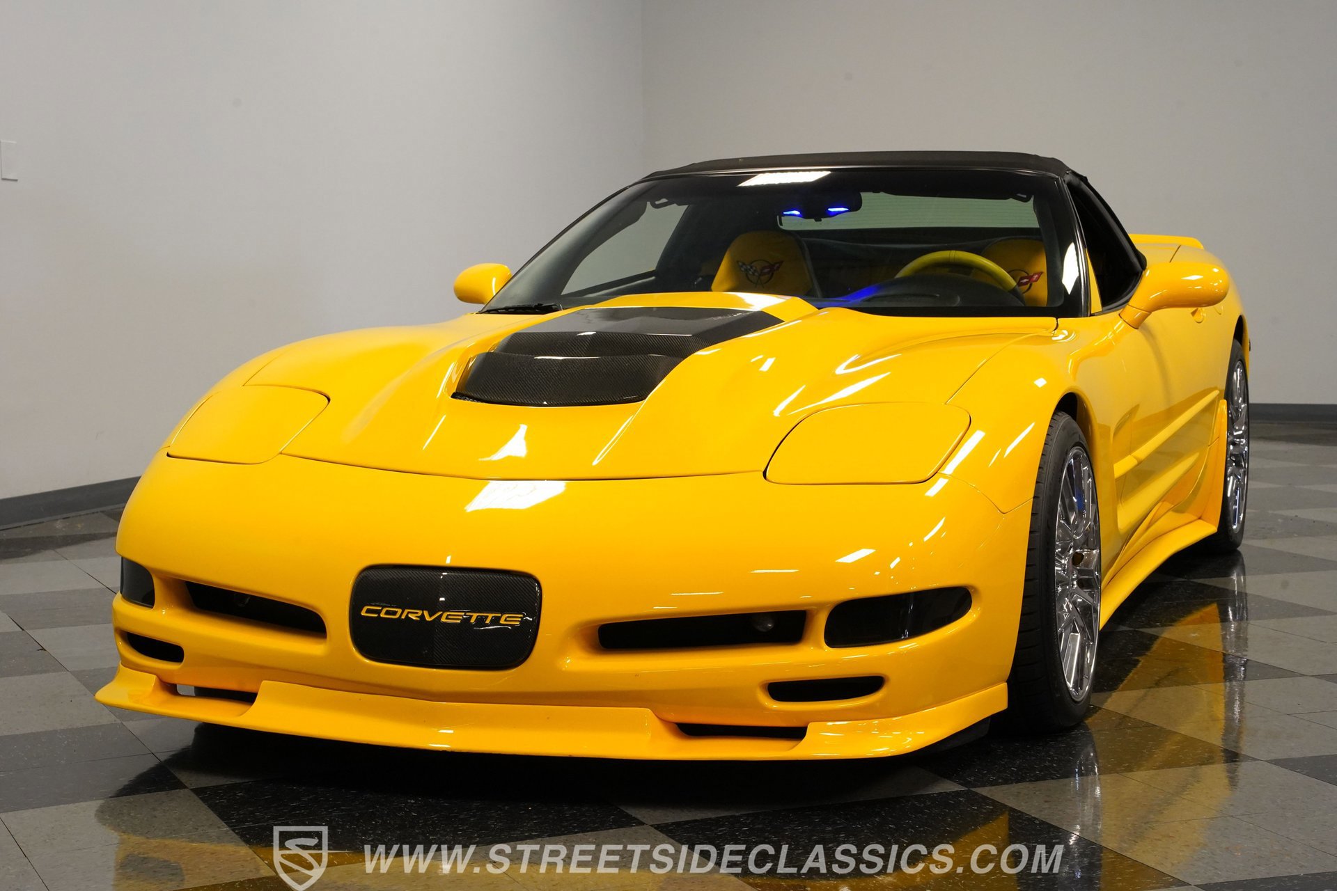 Used 2000 Chevrolet Corvette Convertible w/ Memory Pkg image 18