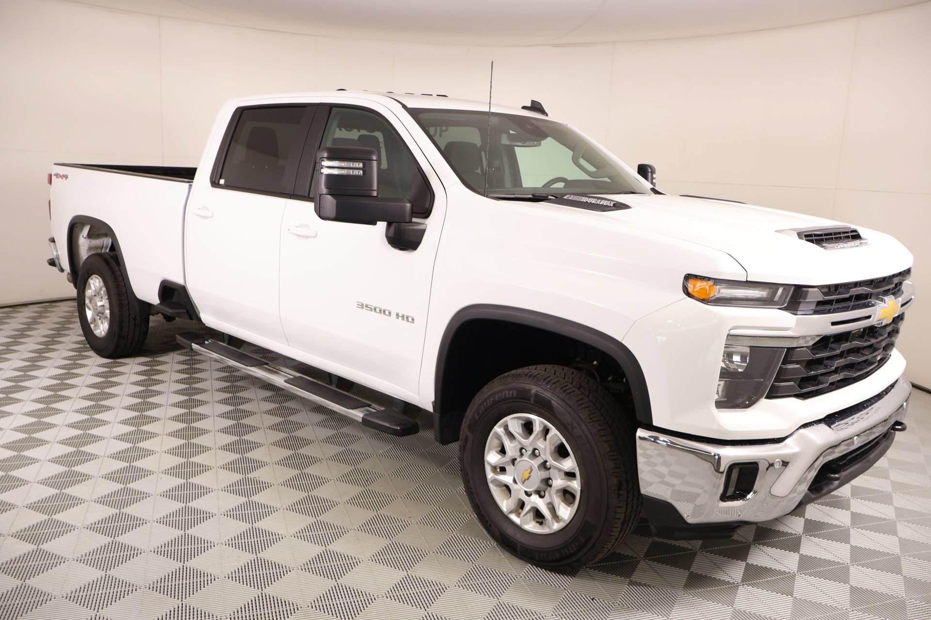 Used 2025 Chevrolet Silverado 3500 LT w/ Safety Package