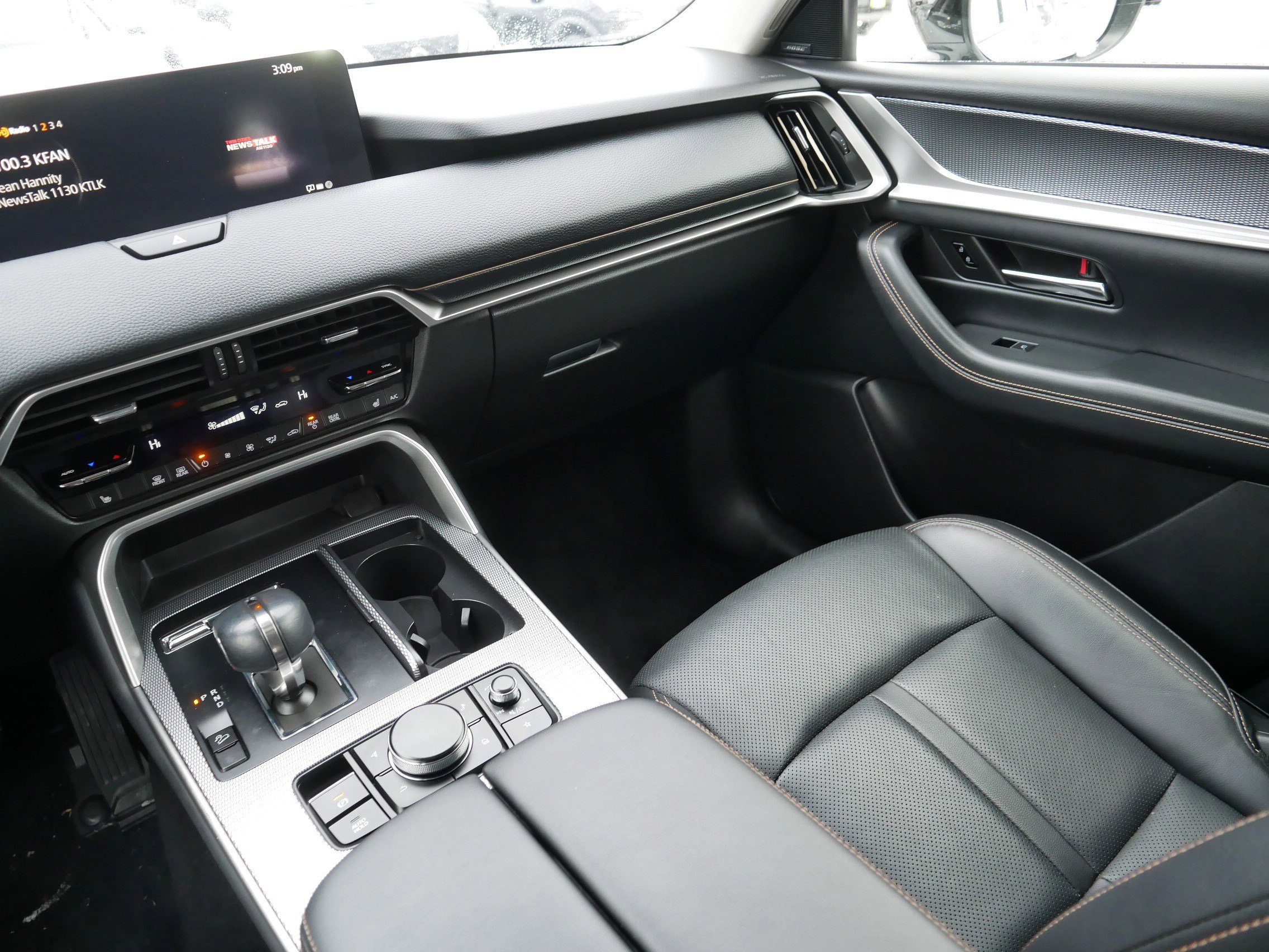 Used 2025 MAZDA CX-90 3.3 Turbo w/ Premium Sport Pkg image 11