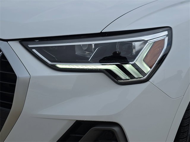 Used 2025 Audi Q3 2.0T Premium w/ Convenience Package image 35