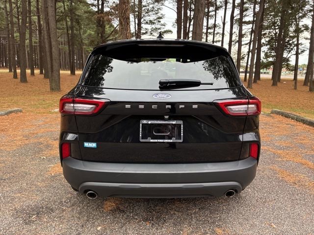 Used 2025 Ford Escape ST-Line image 4