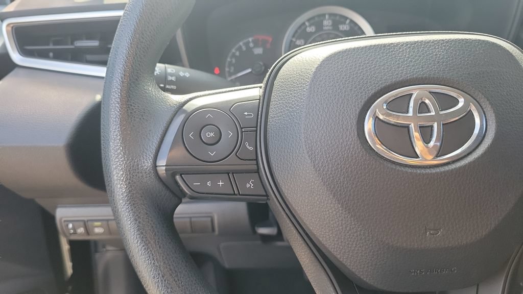 Used 2022 Toyota Corolla LE FWD image 17