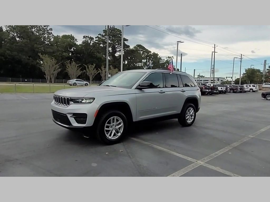 New 2025 Jeep Grand Cherokee Laredo X w/ Luxury Tech Group I image 39