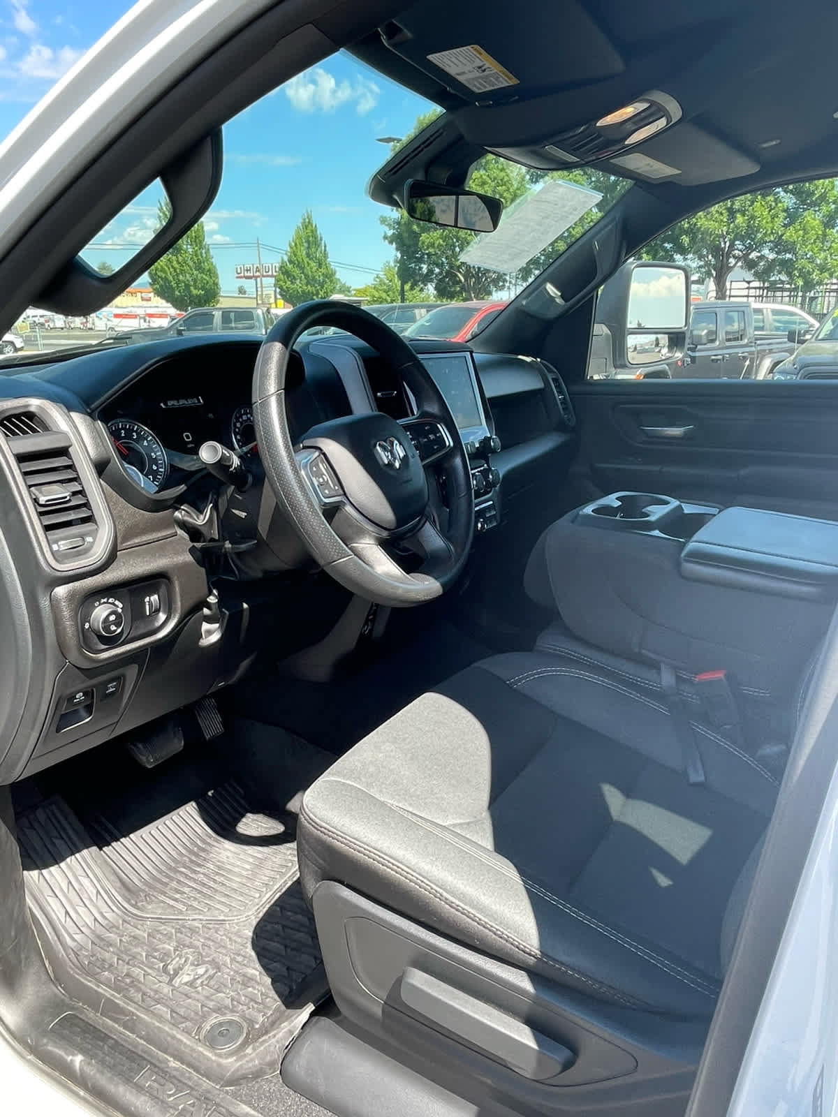 Used 2025 RAM 1500 Warlock AWD/4WD image 7