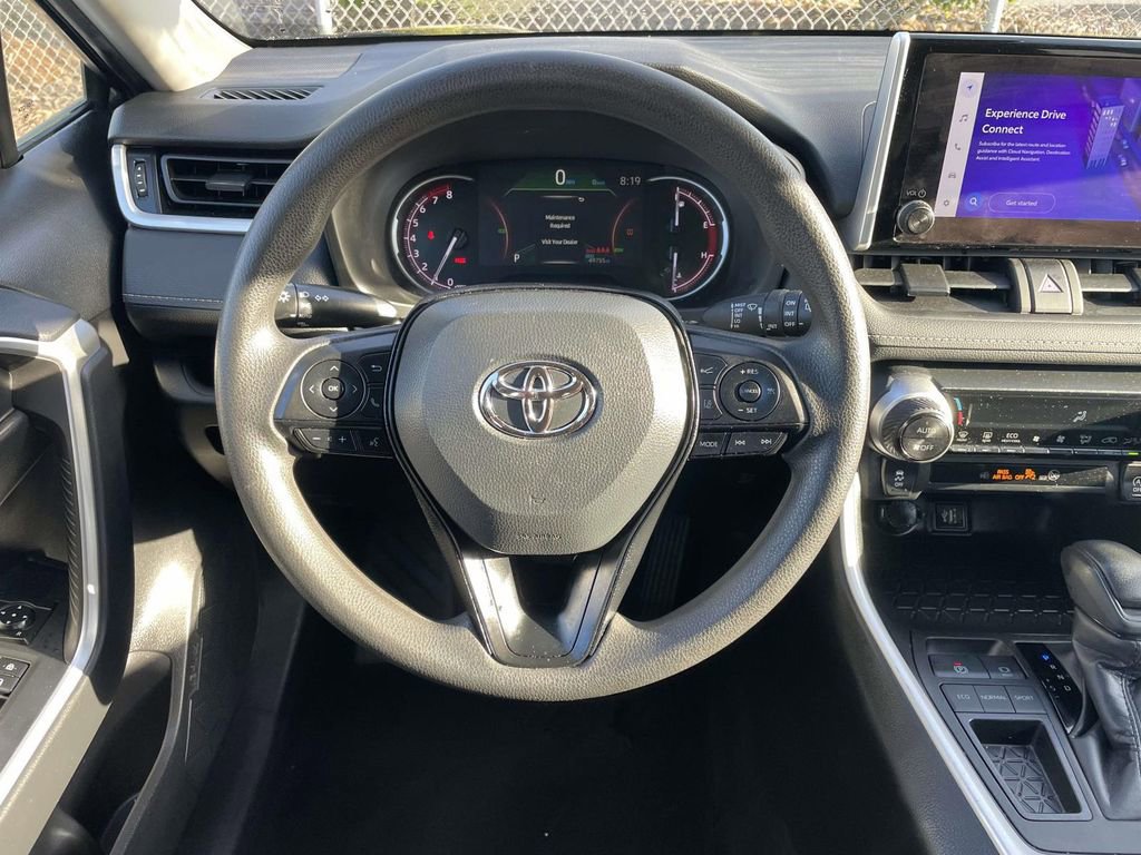 Used 2024 Toyota RAV4 XLE image 25