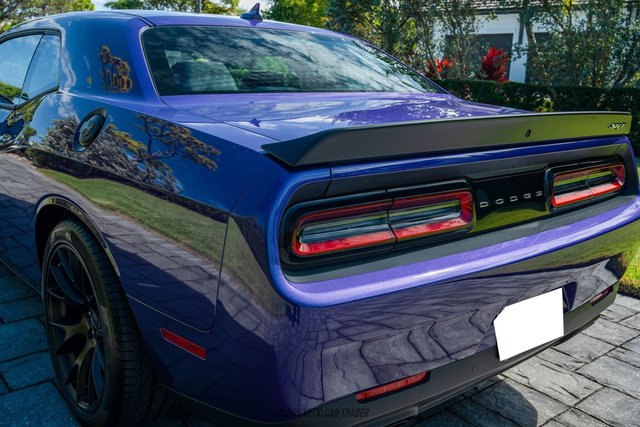 Used 2016 Dodge Challenger SRT Hellcat RWD image 89