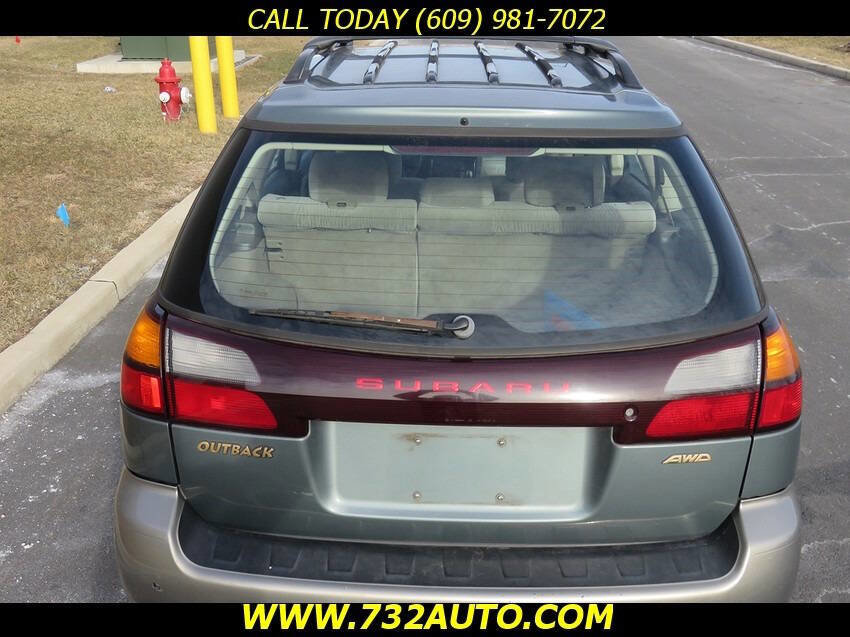 Used 2002 Subaru Outback Wagon image 8
