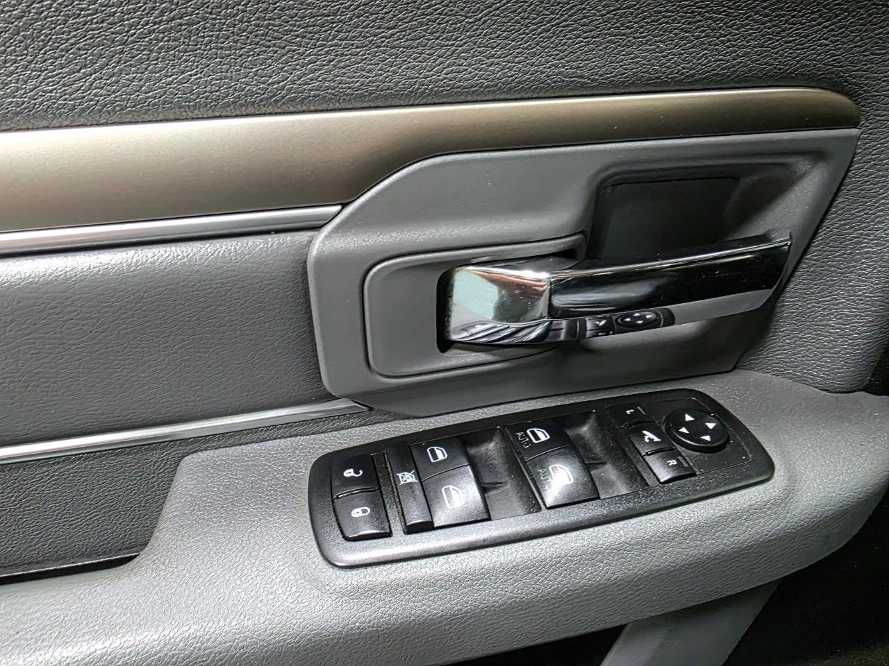 Used 2014 RAM 1500 Big Horn AWD/4WD image 18