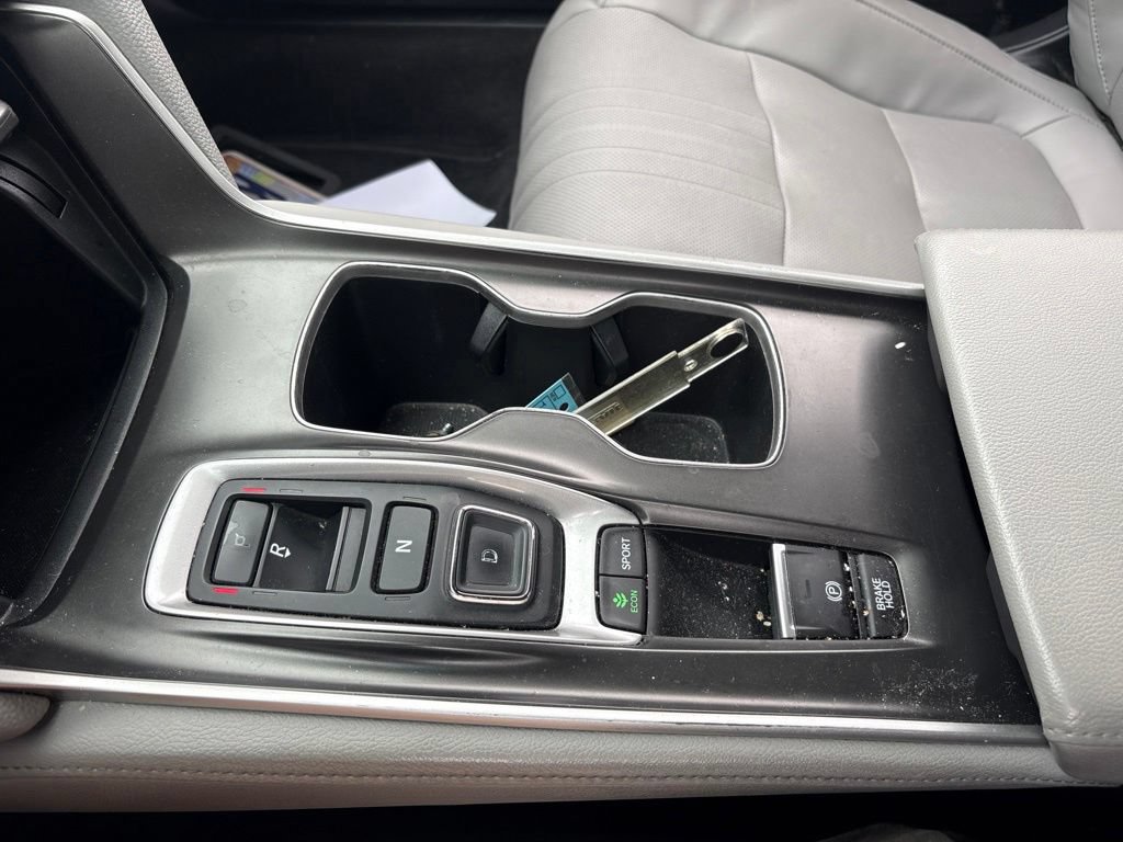 Used 2018 Honda Accord EX-L image 26