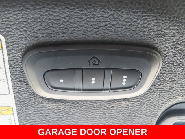 Used 2018 Jeep Wrangler Unlimited Sahara w/ Dual Top Group AWD/4WD image 38