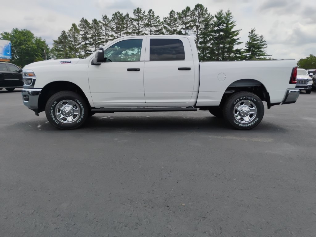 New 2026 RAM 2500 Tradesman AWD/4WD image 8
