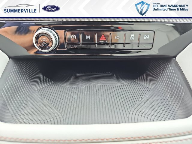 New 2027 Ford Explorer Active w/ Active Comfort Package RWD image 29