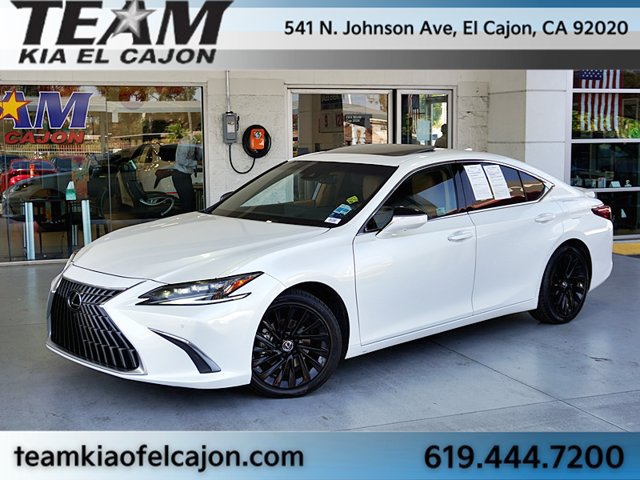 Used 2024 Lexus ES 300h Ultra Luxury w/ Accessory Package (Z2) FWD image 1