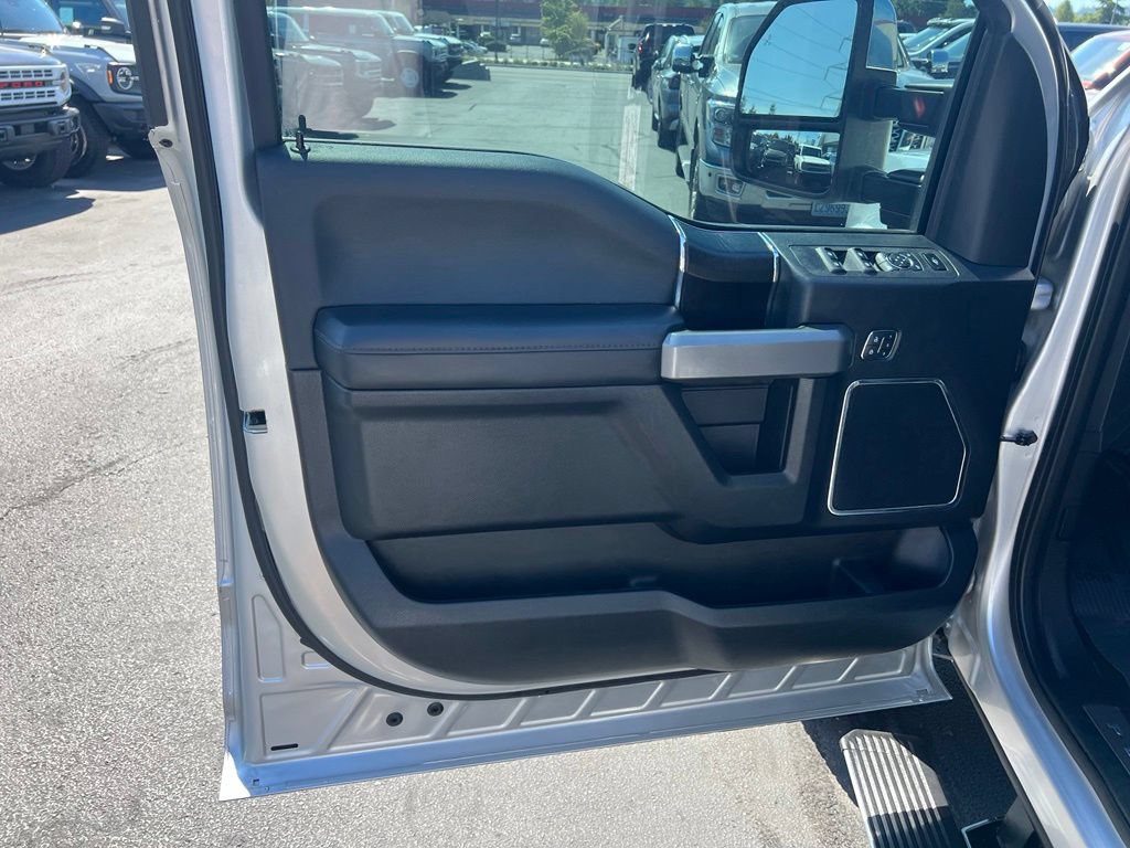 Used 2019 Ford F450 Platinum w/ Platinum Ultimate Package AWD/4WD image 10