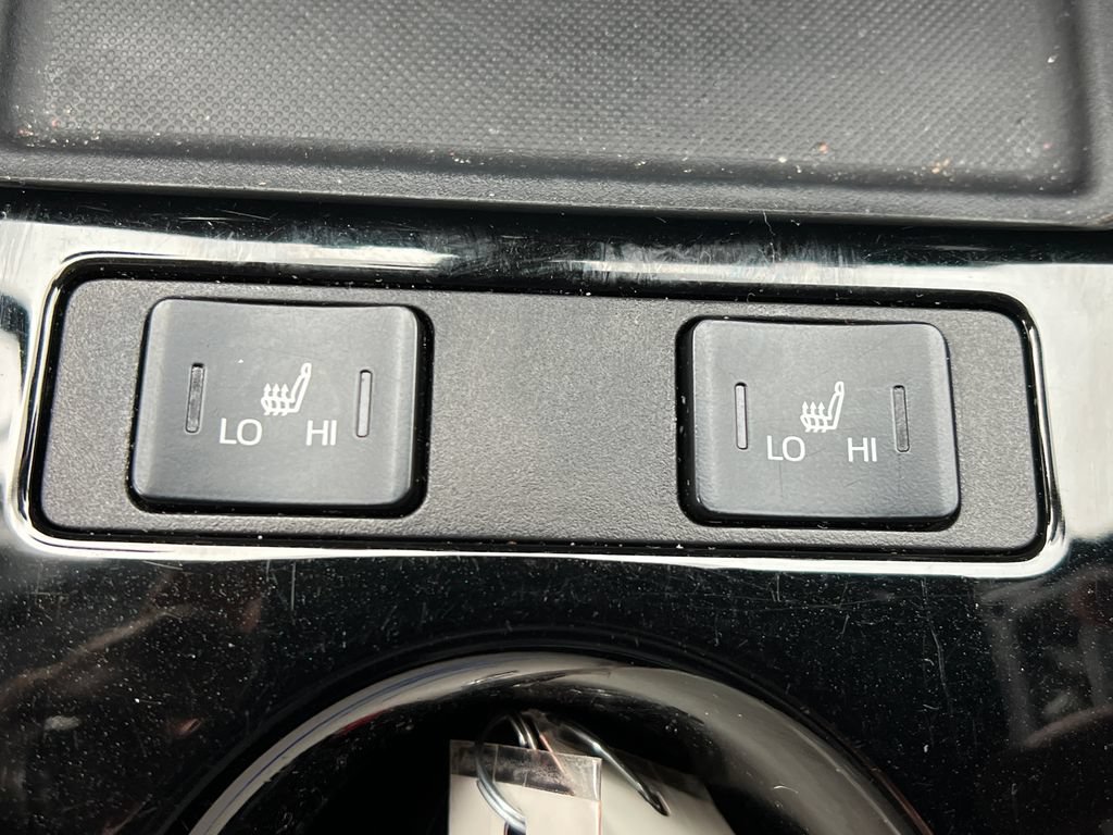 Certified 2021 Toyota Prius Prime LE FWD image 25