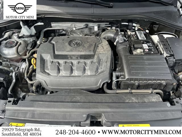 Used 2021 Volkswagen Tiguan SE w/ Panoramic Sunroof Package AWD/4WD image 14