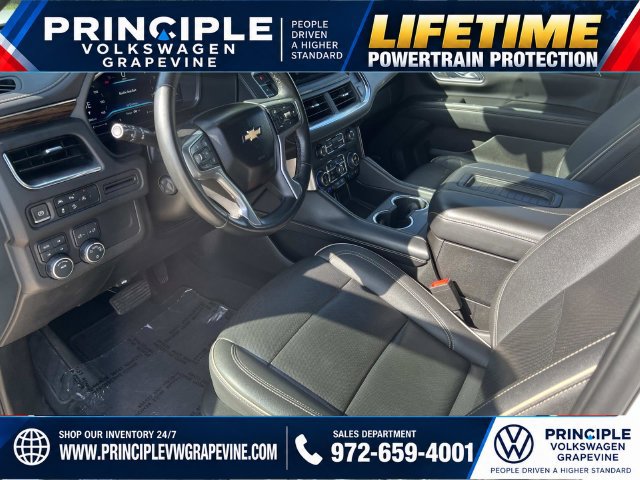 Used 2023 Chevrolet Suburban Premier AWD/4WD image 11
