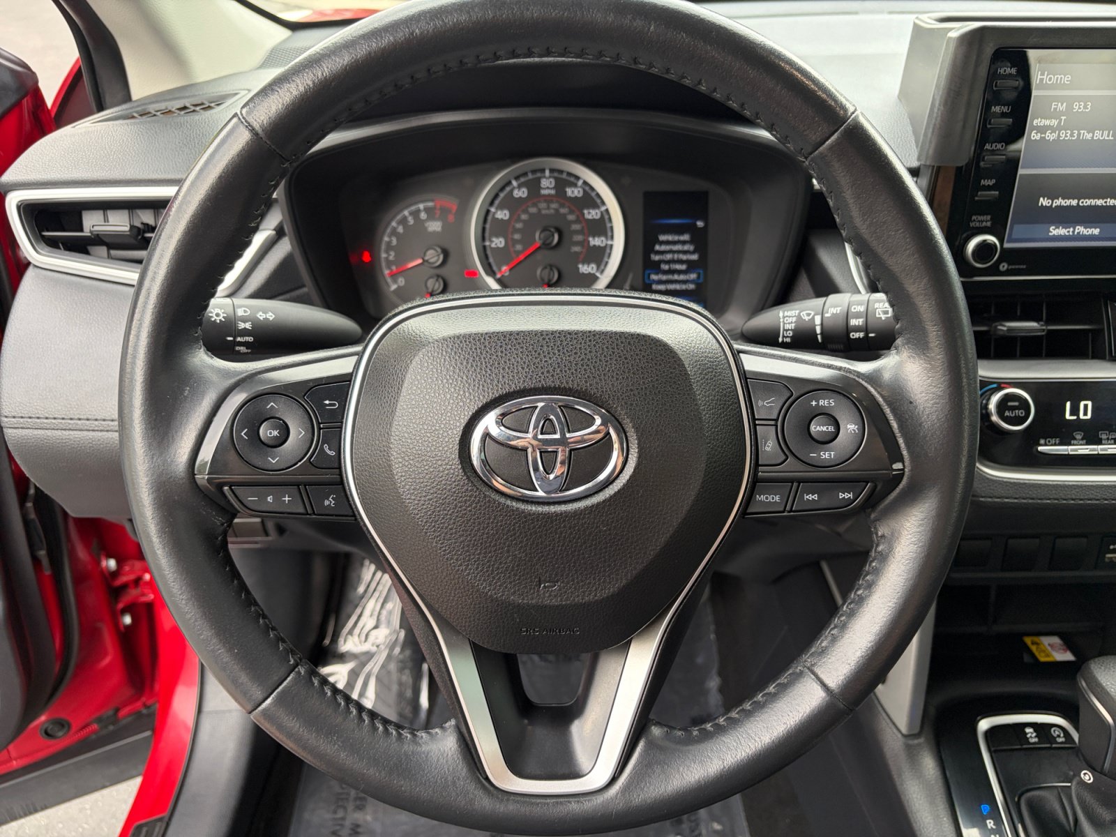 Used 2022 Toyota Corolla Cross LE w/ Moonroof Package AWD/4WD image 12