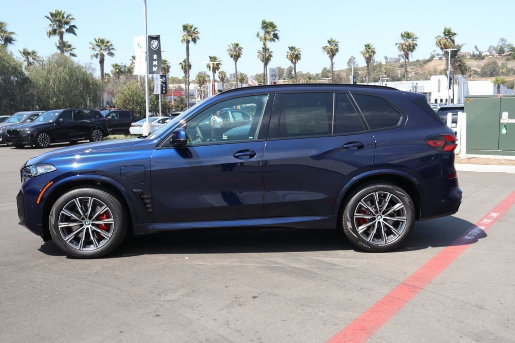 New 2026 BMW X5 xDrive50e image 5