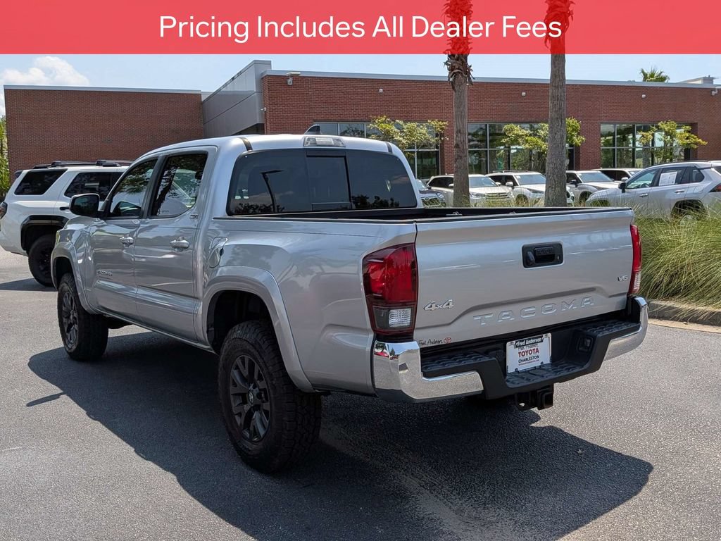 Certified 2022 Toyota Tacoma SR5 AWD/4WD image 7