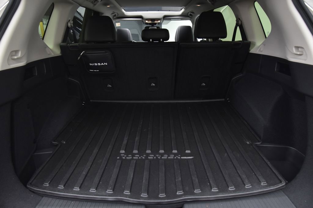 Used 2026 Nissan Rogue Platinum w/ Platinum Premium Package image 33