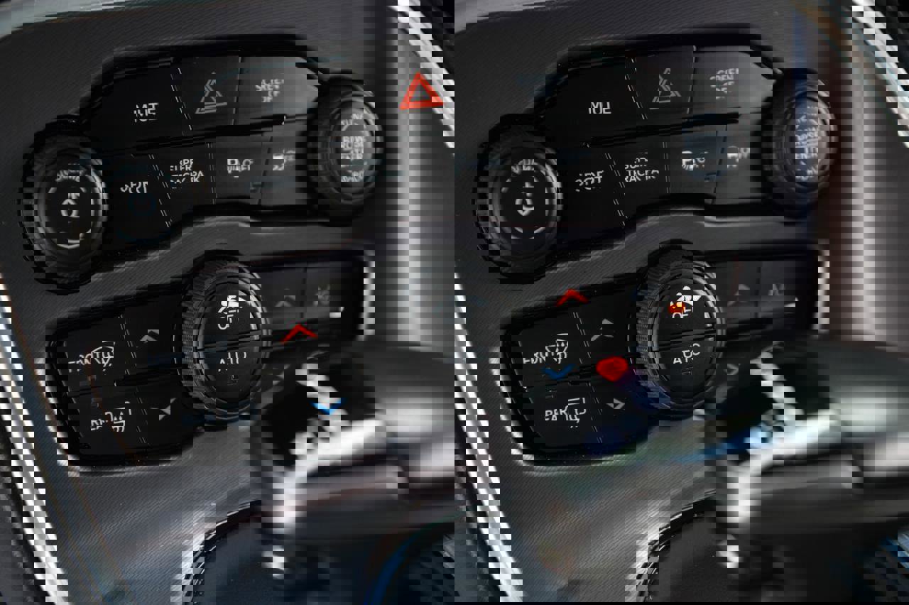 Used 2021 Dodge Challenger GT w/ Plus Package image 22