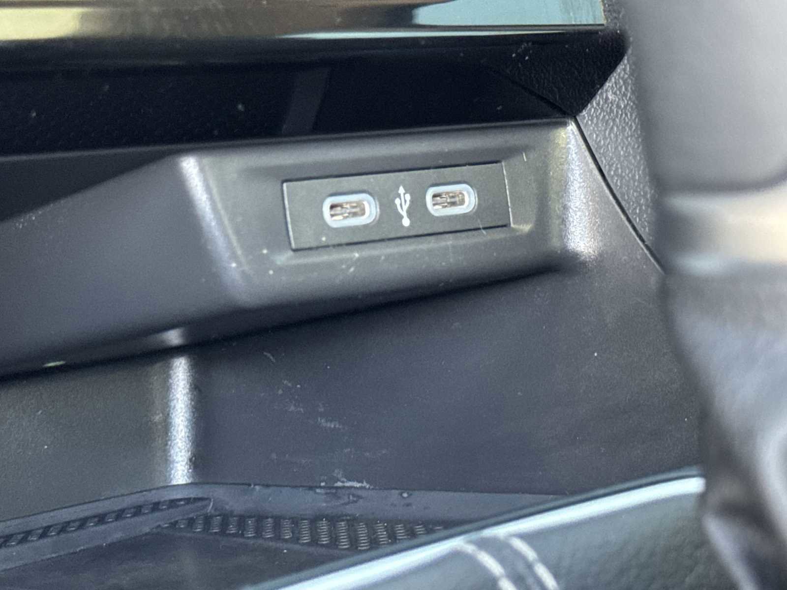 Used 2023 Volkswagen Jetta SEL image 25