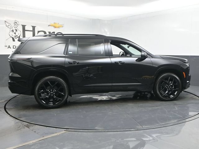 New 2026 Chevrolet Traverse RS w/ LPO, Floor Liner Package FWD image 16