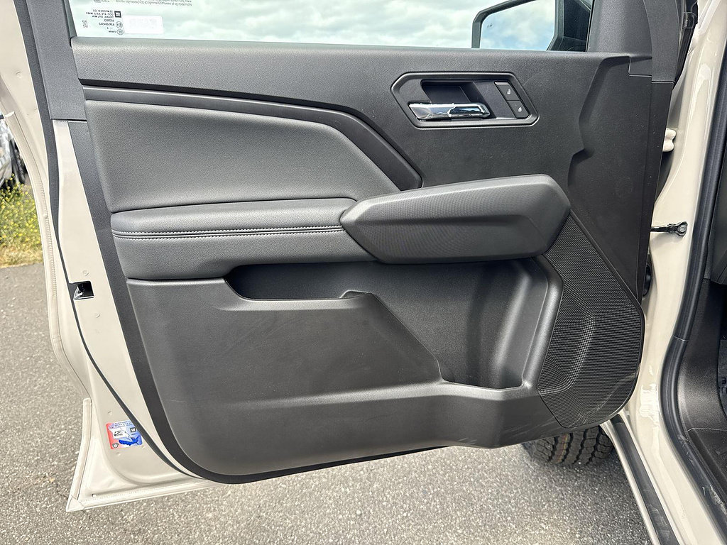 New 2026 GMC Canyon Elevation RWD image 17