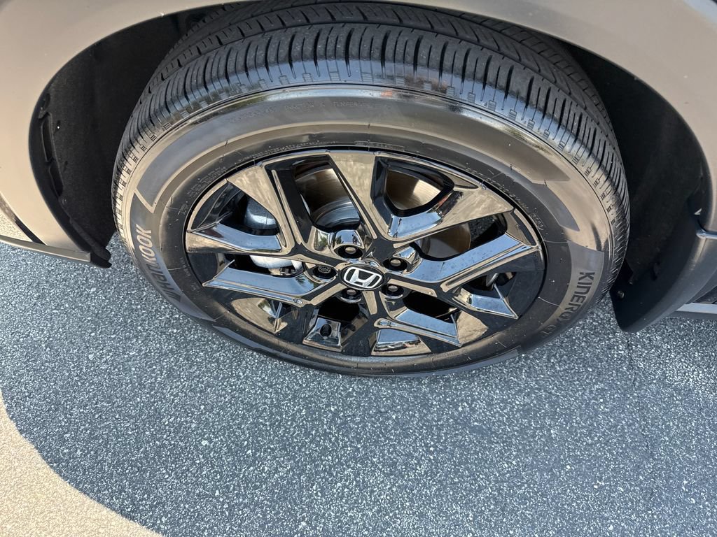 Certified 2024 Honda HR-V Sport image 37