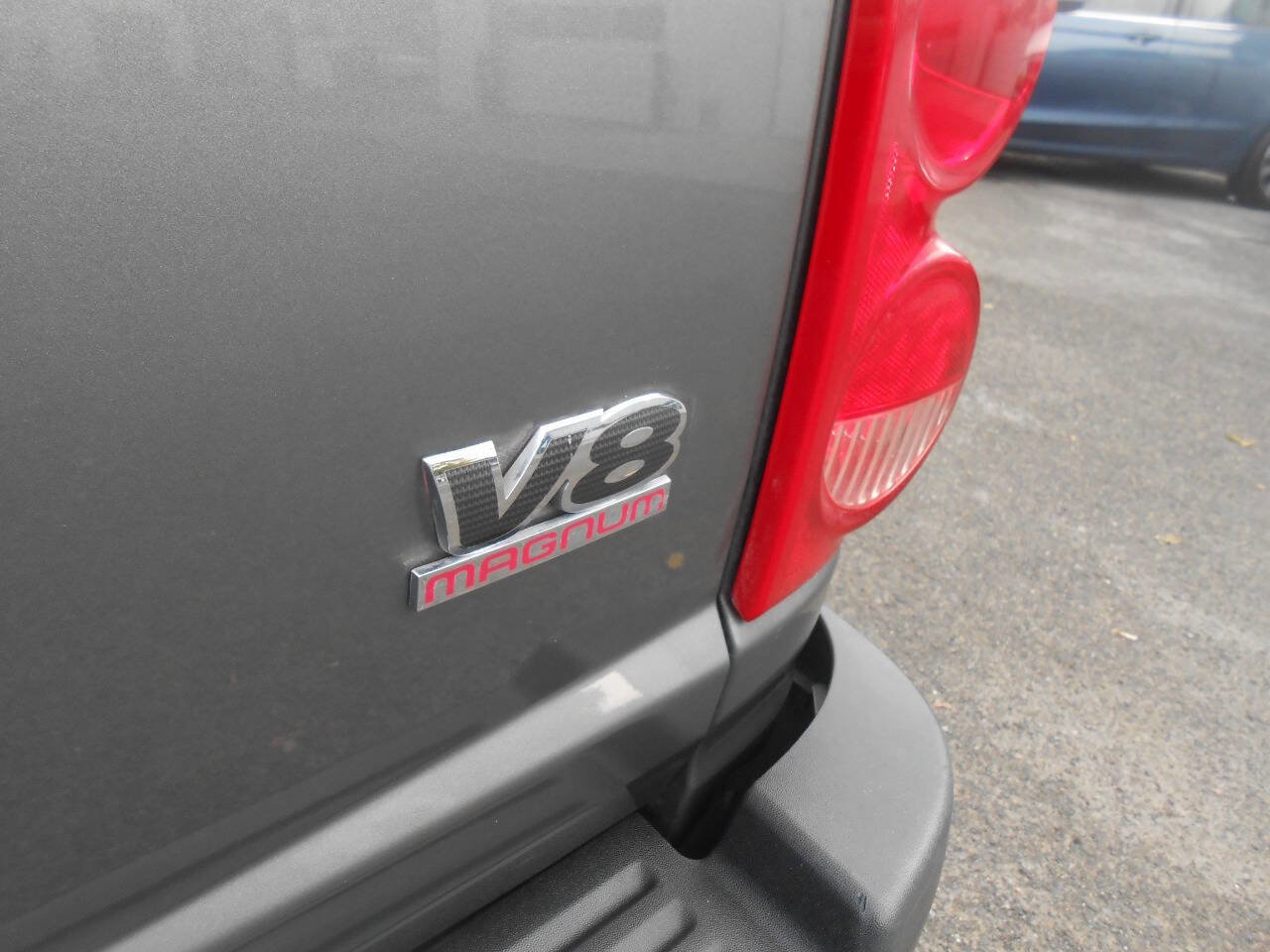 Used 2005 Dodge Dakota SLT image 19