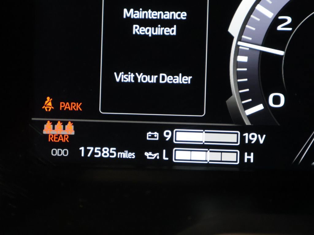 Used 2024 Toyota Tundra Platinum image 40