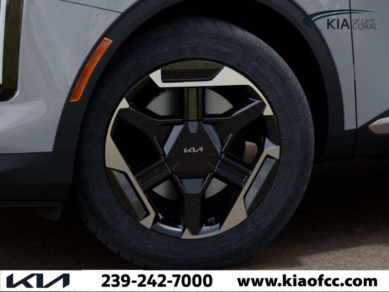 New 2027 Kia Sportage S FWD image 9