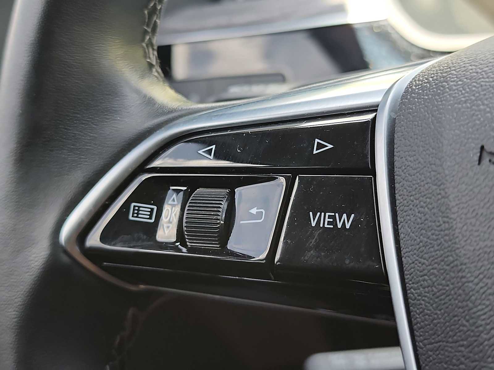 Used 2022 Audi e-tron Premium image 29