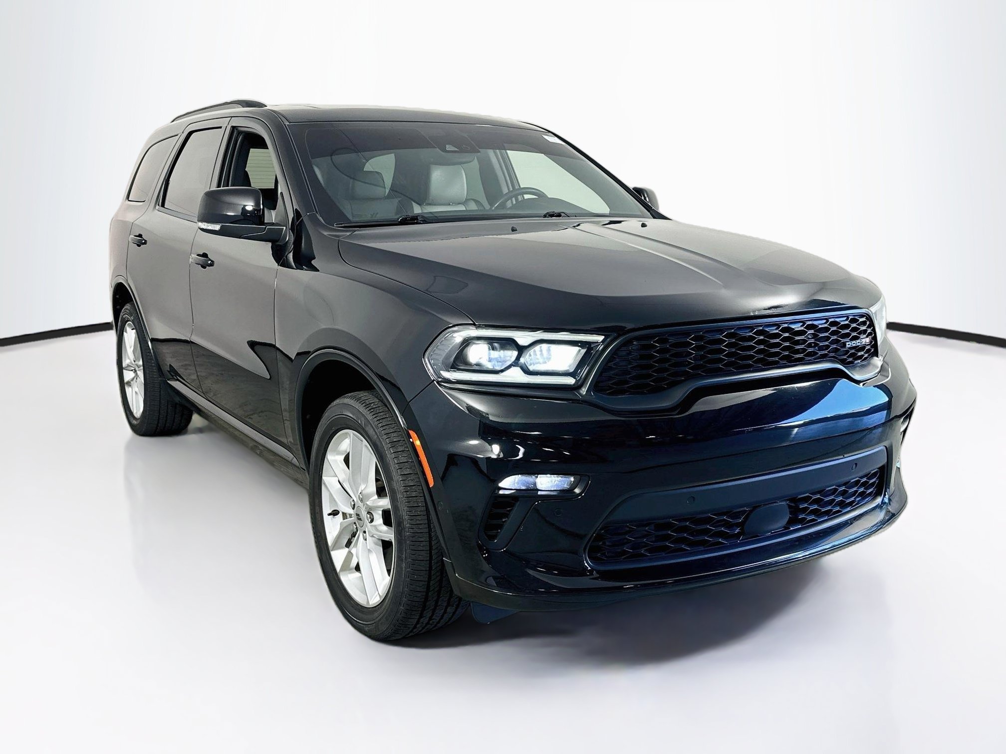 Used 2023 Dodge Durango GT AWD/4WD image 3