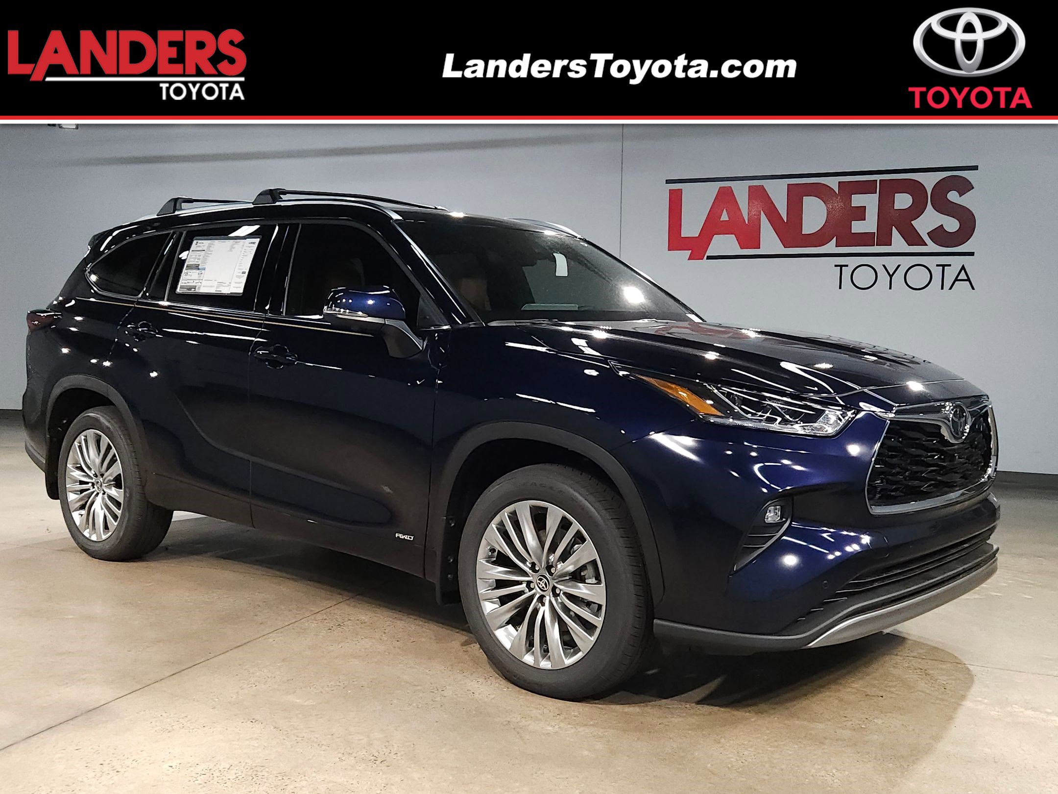New 2025 Toyota Highlander Platinum