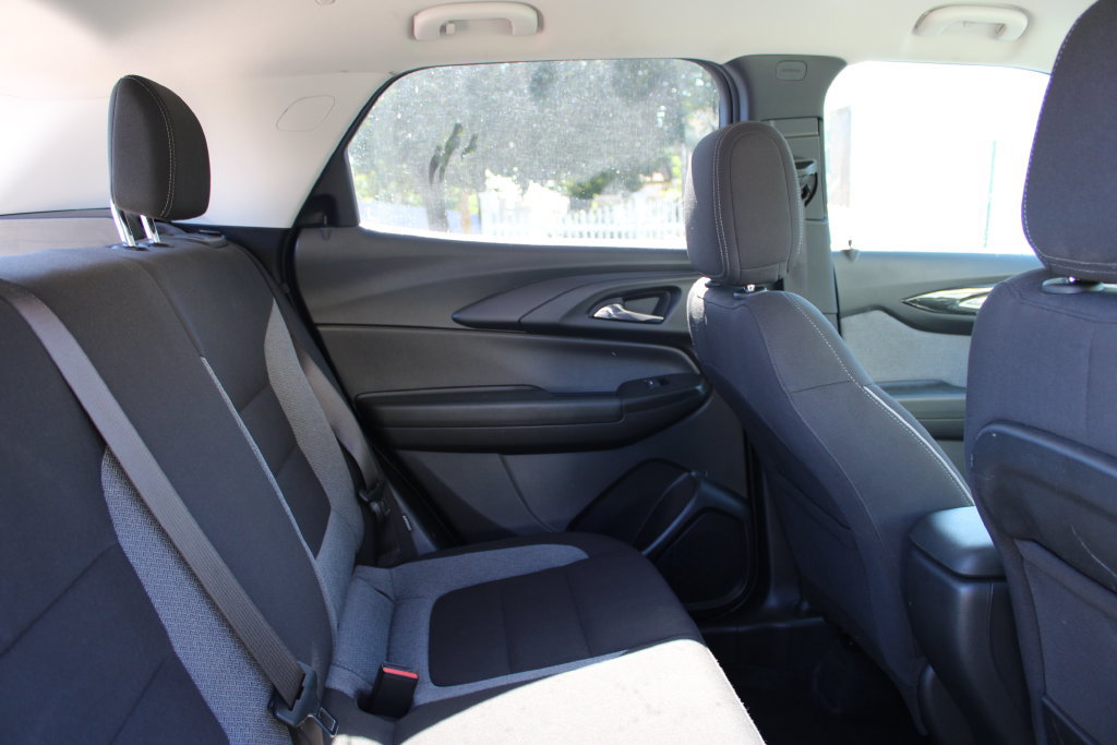 Used 2025 Chevrolet TrailBlazer LT AWD/4WD image 23