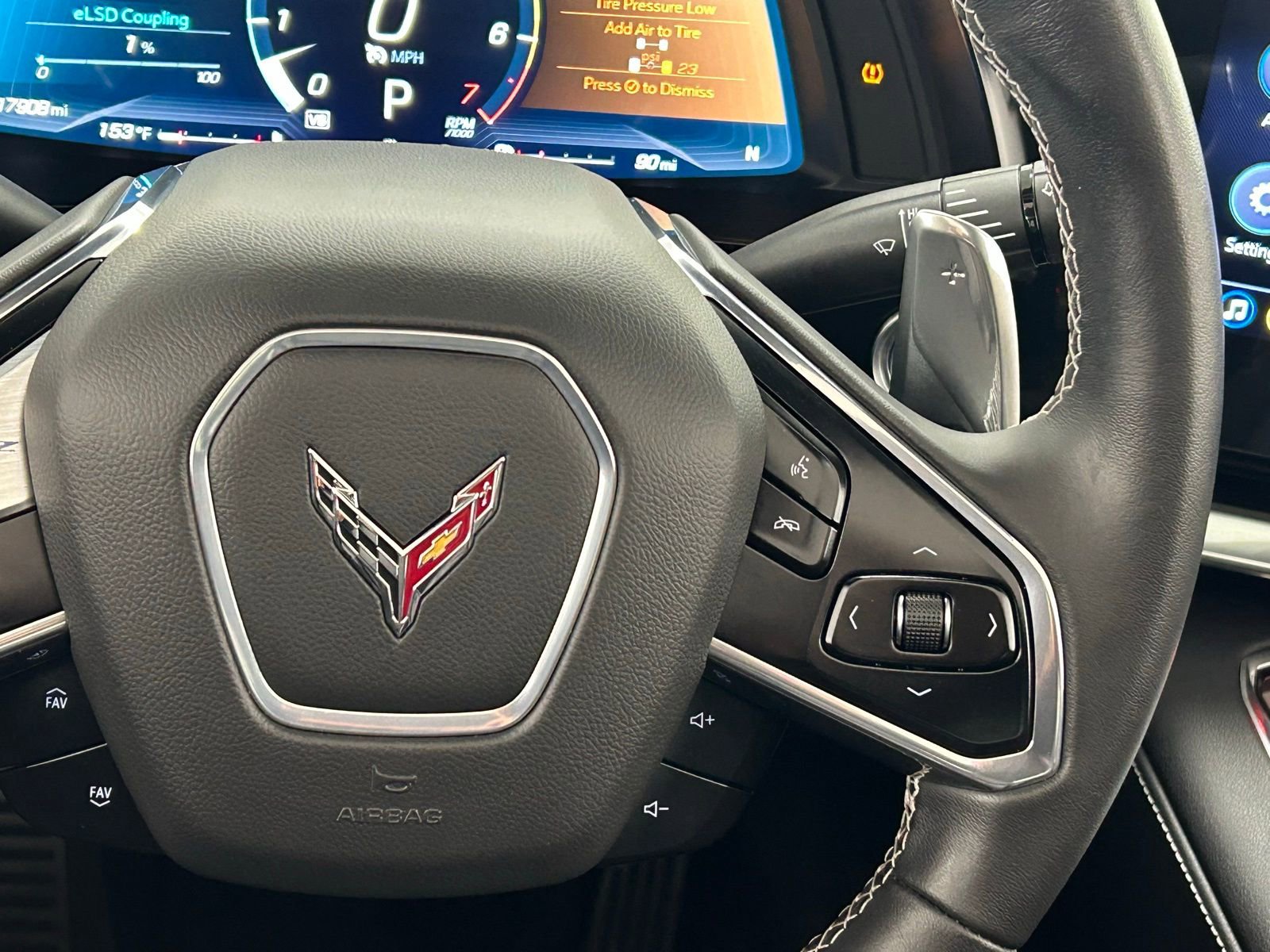 Used 2023 Chevrolet Corvette Stingray Coupe w/ Z51 Performance Package image 15