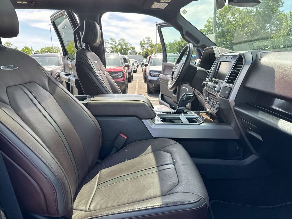 Used 2015 Ford F150 Platinum w/ Equipment Group 701A Luxury AWD/4WD image 23