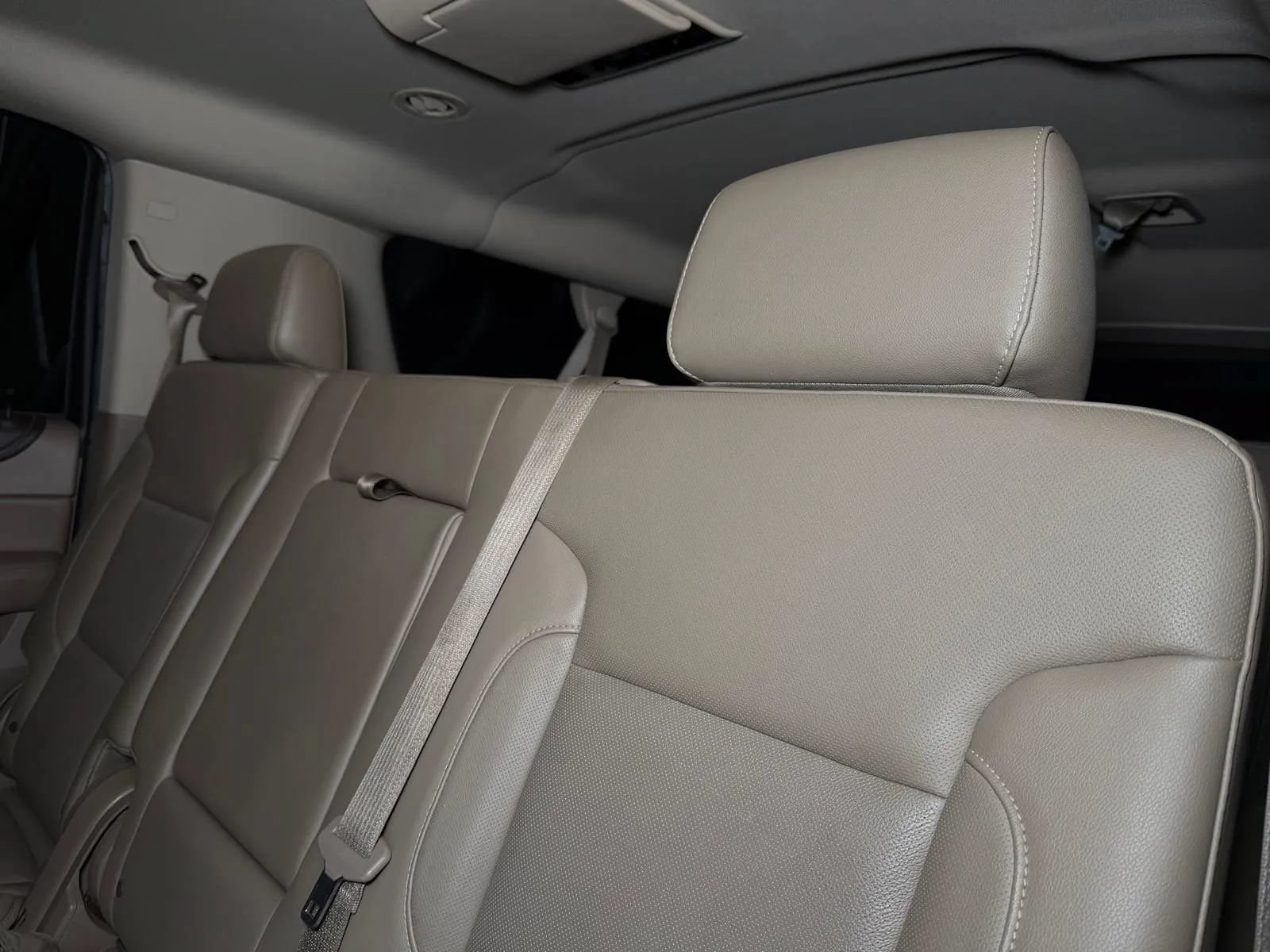 Used 2015 GMC Yukon XL SLT AWD/4WD image 31