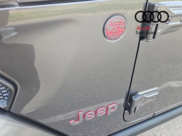 Used 2021 Jeep Gladiator Rubicon w/ Cold Weather Group AWD/4WD image 6