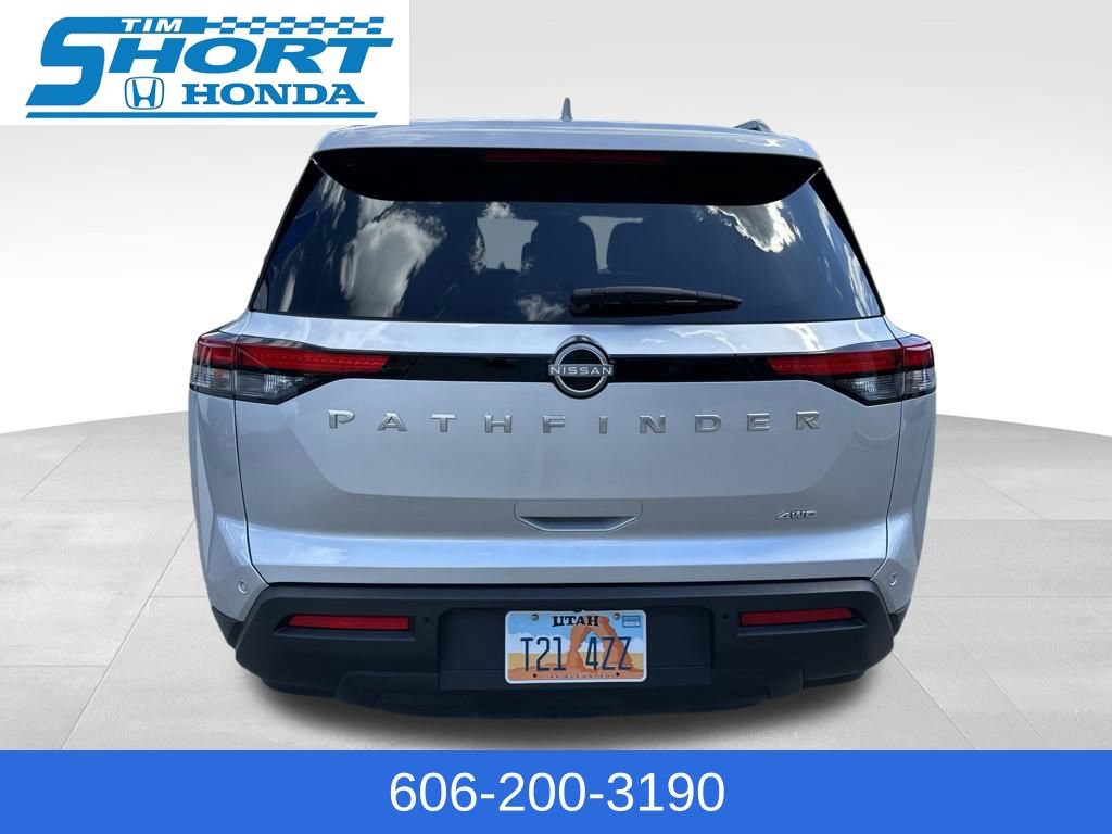 Used 2025 Nissan Pathfinder SV AWD/4WD image 4
