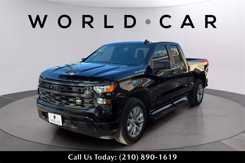 Used 2024 Chevrolet Silverado 1500 Custom image 5