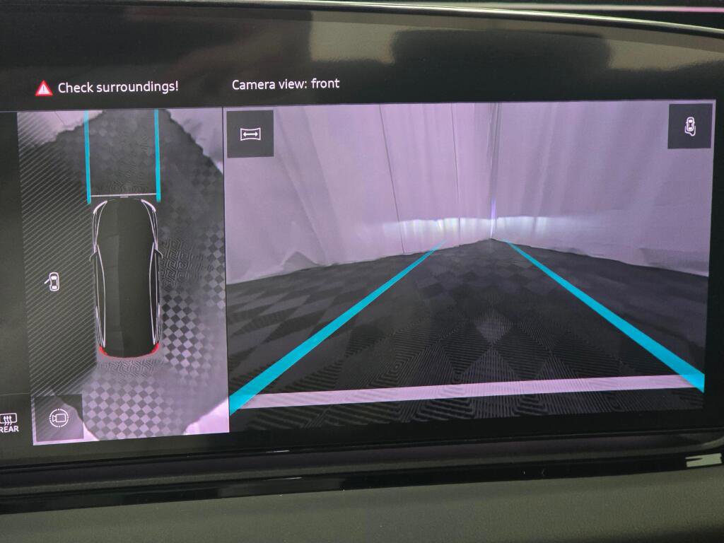 New 2025 Audi A6 e-tron Premium image 26