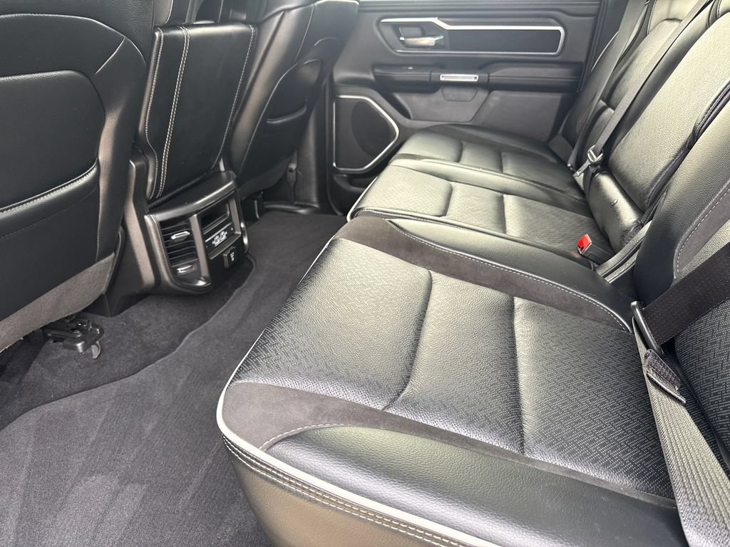 Used 2025 RAM 1500 Laramie AWD/4WD image 17